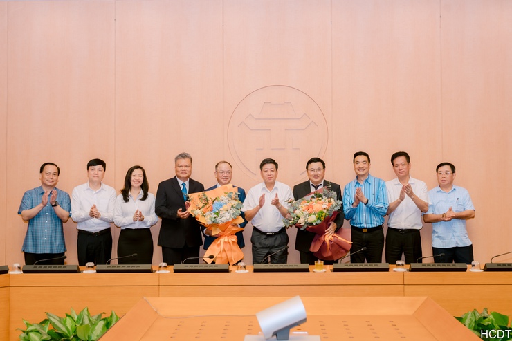 Hà Nội có tân Phó Chánh Văn phòng UBND và Phó Giám đốc Sở Quy hoạch - Kiến trúc- Ảnh 3.
