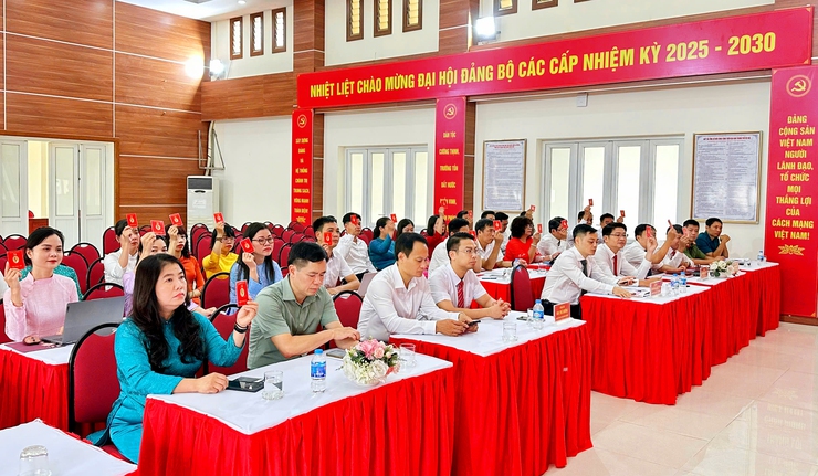 Phường Phú Thượng tổ chức Đại hội Đảng bộ các cơ quan Đảng lần thứ Nhất- Ảnh 2.