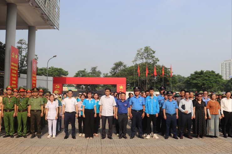 Phường Hoàng Liệt phát động toàn dân tổng vệ sinh Chiều thứ Sáu và sáng thứ Bảy- Ảnh 2.