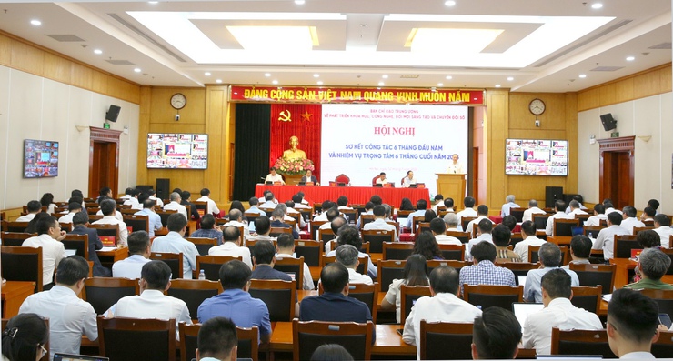 Tạo chuyển biến thực chất, mạnh mẽ, đo lường được trong phát triển khoa học, công nghệ, đổi mới sáng tạo và chuyển đổi số- Ảnh 1.