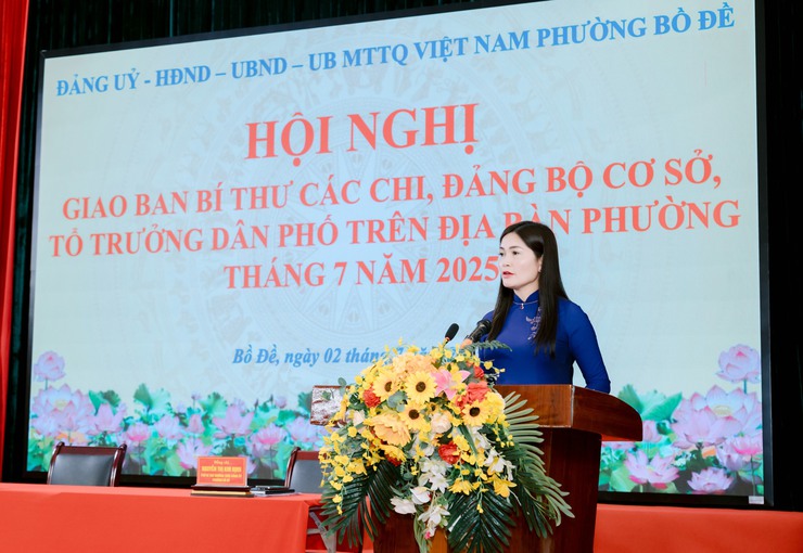 Phường Bồ Đề quyết tâm xây dựng bộ máy chính quyền mới hoạt động hiệu lực, hiệu quả, gần dân, vì dân- Ảnh 8.