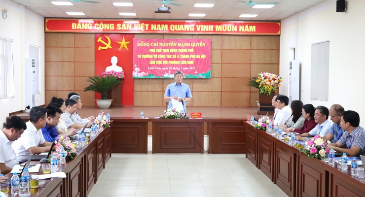 Phó Chủ tịch UBND Thành phố Nguyễn Mạnh Quyền: Ưu tiên hàng đầu là giải quyết TTHC cho người dân- Ảnh 3.