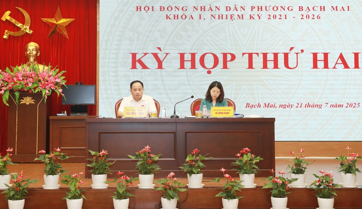 Kỳ họp thứ hai, HĐND phường Bạch Mai: Thông qua nhiều nội dung quan trọng- Ảnh 1.