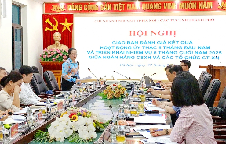 Chi nhánh Ngân hàng Chính sách Xã hội Thành phố đánh giá kết quả ủy thác cho vay với các tổ chức chính trị - xã hội 6 tháng đầu năm 2025- Ảnh 2.