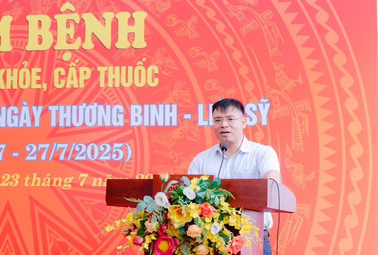 Phường Long Biên tổ chức khám bệnh, chăm sóc sức khỏe cho người có công- Ảnh 3.