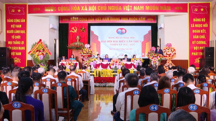 Đại hội đại biểu Đảng bộ xã Ngọc Hồi lần thứ I, nhiệm kỳ 2025 - 2030- Ảnh 1.