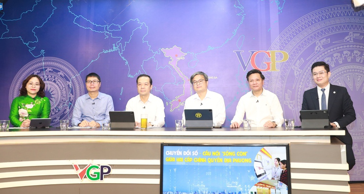 Tọa đàm: Chuyển đổi số-Cầu nối "sống còn" giữa hai cấp chính quyền địa phương- Ảnh 1.