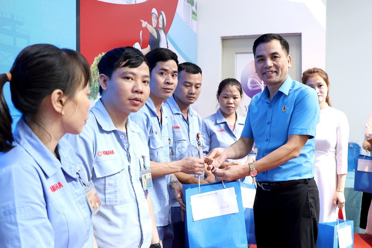 Hơn 4.000 đoàn viên, người lao động được thụ hưởng Bữa cơm Công đoàn- Ảnh 2.