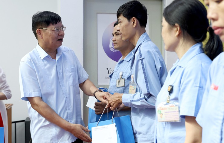Hơn 4.000 đoàn viên, người lao động được thụ hưởng Bữa cơm Công đoàn- Ảnh 1.