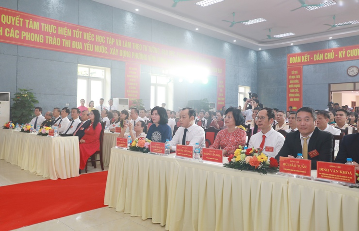 Xây dựng phường Vĩnh Hưng thành mô hình điểm về chính quyền số- Ảnh 1.