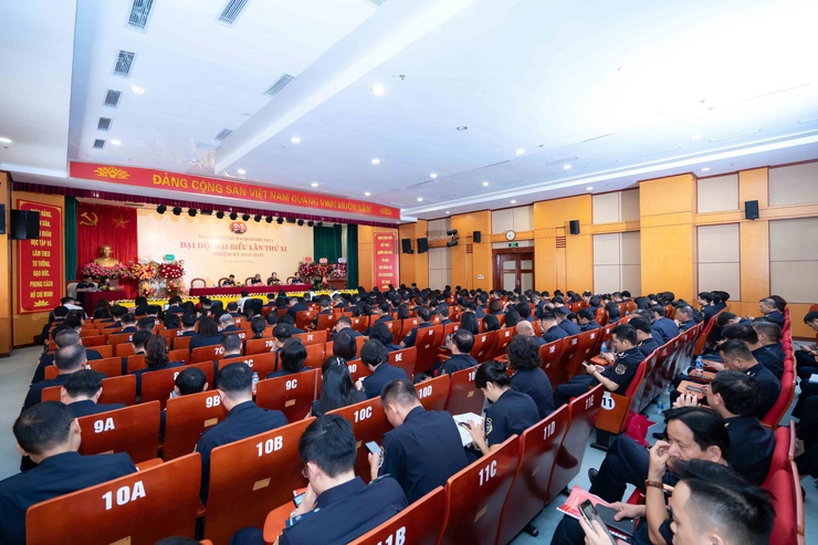 Xây dựng Hải quan Hà Nội tinh, gọn, mạnh, hiệu năng, hiệu lực, hiệu quả- Ảnh 1.