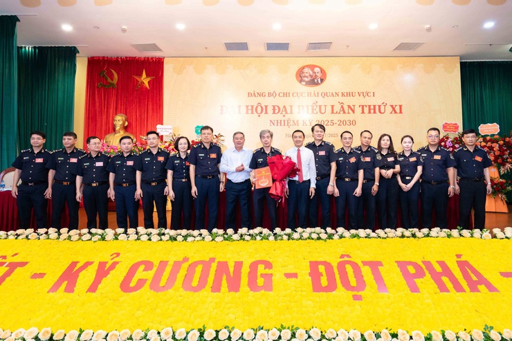 Xây dựng Hải quan Hà Nội tinh, gọn, mạnh, hiệu năng, hiệu lực, hiệu quả- Ảnh 4.