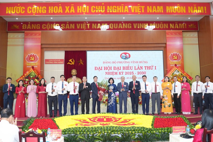 Xây dựng phường Vĩnh Hưng thành mô hình điểm về chính quyền số- Ảnh 7.