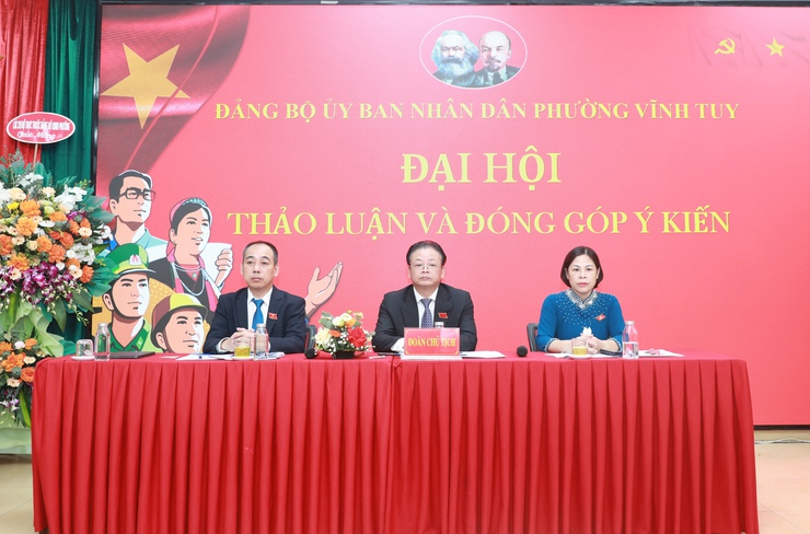 Phường Vĩnh Tuy: Xác định chuyển đổi số và cải cách hành chính để nâng cao chất lượng phục vụ- Ảnh 1.
