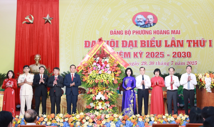 Phường Hoàng Mai: Phát huy mọi nguồn lực tạo tiền đề thực hiện thắng lợi các nhiệm vụ- Ảnh 2.
