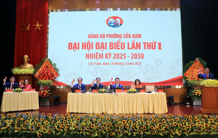Xây dựng Đảng bộ phường Cửa Nam tinh gọn, hiệu lực, hiệu quả, thật sự trong sạch, vững mạnh- Ảnh 5.