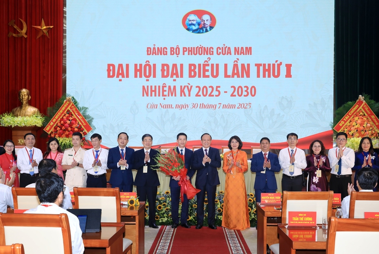 Xây dựng Đảng bộ phường Cửa Nam tinh gọn, hiệu lực, hiệu quả, thật sự trong sạch, vững mạnh- Ảnh 4.