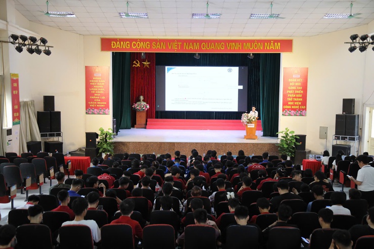 Hà Nội khởi động chiến dịch "45 ngày đêm" thúc đẩy chuyển đổi số tại các xã, phường- Ảnh 10.