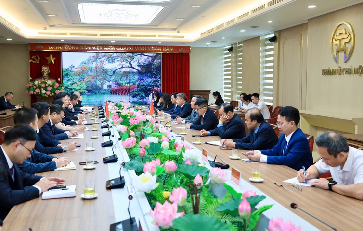 Hanoi, Guangzhou strengthen cooperation for mutual growth- Ảnh 1. Hanoi, Guangzhou strengthen cooperation for mutual growth- Ảnh 1.