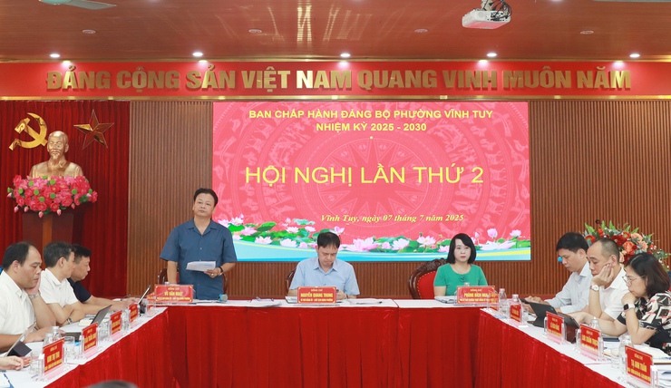 Dự kiến, trước 31/8, tổ chức Đại hội đại biểu Đảng bộ phường Vĩnh Tuy lần thứ I- Ảnh 2.