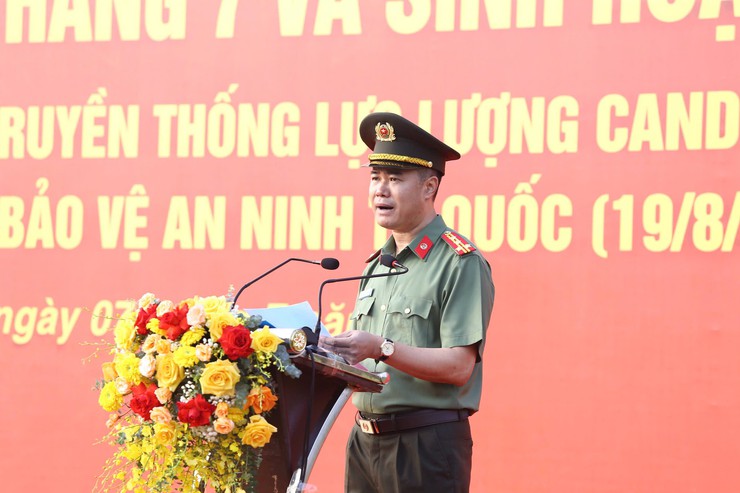 Công an Hà Nội tổ chức Lễ chào cờ Tổ quốc tại Hoàng thành Thăng Long- Ảnh 1.