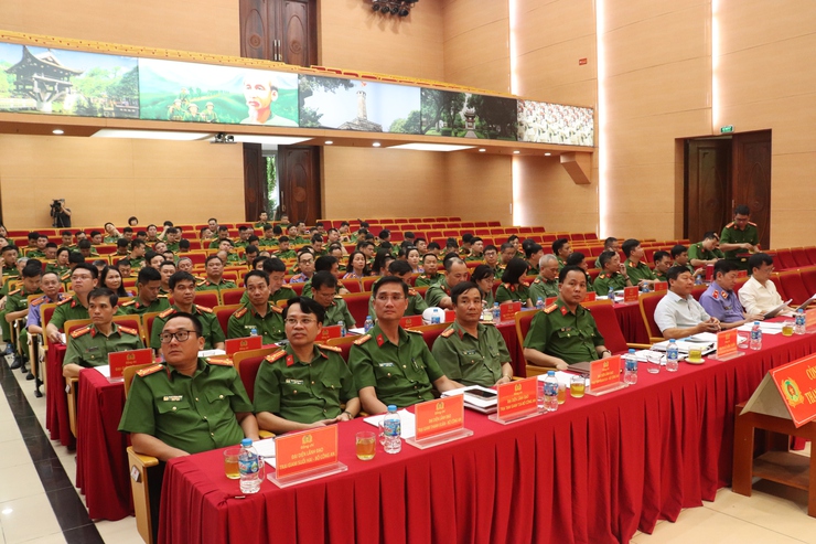 Triển khai công tác đặc xá đợt 2 năm 2025 đảm bảo chặt chẽ, khách quan, đúng quy định- Ảnh 2.