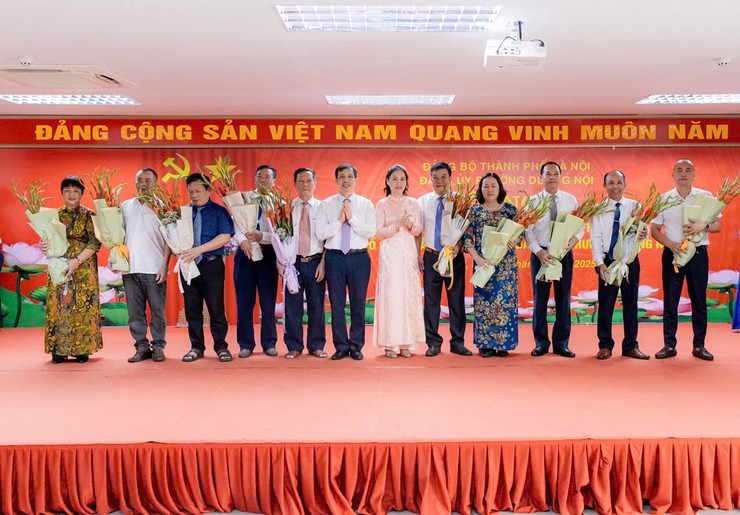Phường Dương Nội: Thành lập 52 tổ chức Đảng trực thuộc- Ảnh 3.