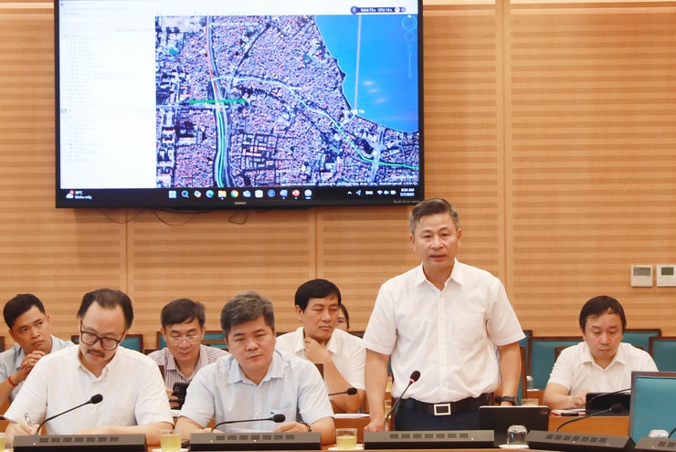 Hanoi wants to complete renovation and cleanup along To Lich River by August 30- Ảnh 2.