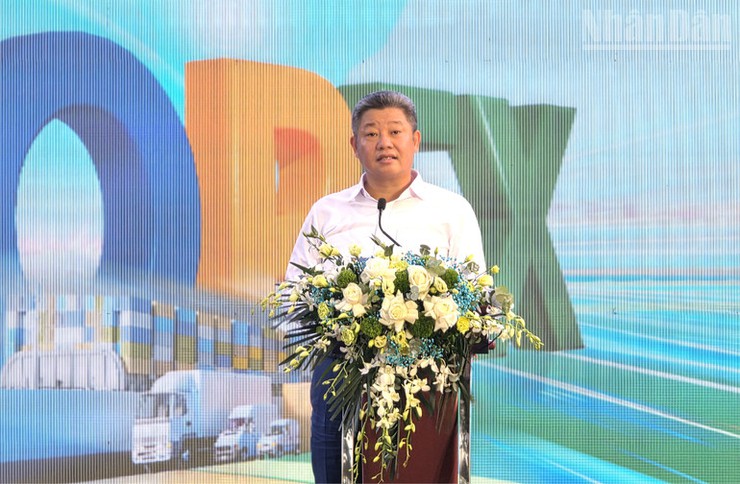 Khai mạc Hội chợ OCOPEX 2025: Khẳng định khát vọng đưa tinh hoa Việt vươn ra thế giới- Ảnh 3.