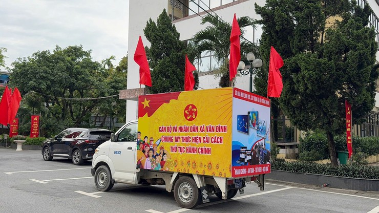 Xã Vân Đình phát động "Bình dân học vụ số", thúc đẩy chuyển đổi số từ cơ sở- Ảnh 4.