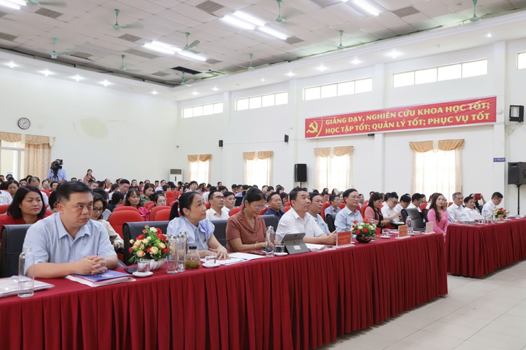 Giải pháp đột phá phát triển chính quyền số, kinh tế số, xã hội số thành phố Hà Nội- Ảnh 1.