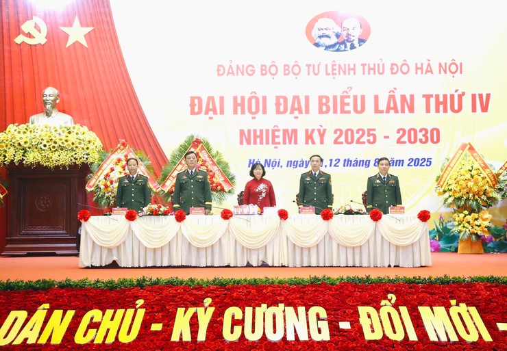 Xây dựng lực lượng vũ trang Thủ đô cách mạng, chính quy, tinh nhuệ, hiện đại- Ảnh 2.