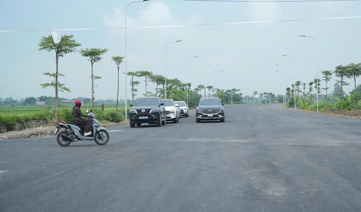 Phượng Dực gắn biển công trình chào mừng Đại hội Đảng bộ xã lần thứ I- Ảnh 2.