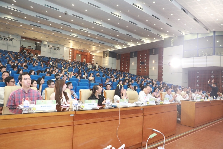 Chung kết Cuộc thi toàn quốc về Marketing xã hội Social Pioneers 2025- Ảnh 1.