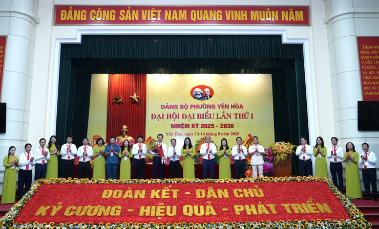 Phó Chủ tịch UBND Thành phố Nguyễn Trọng Đông: Phường Yên Hòa cần có quyết tâm mới để vững vàng bước vào kỷ nguyên mới- Ảnh 4.