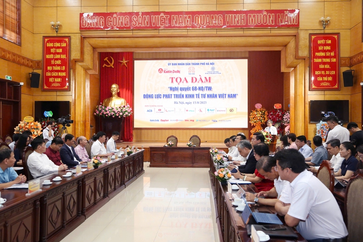 Hà Nội đồng hành cùng doanh nghiệp: Đổi mới - Kiến tạo - Phục vụ vì lợi ích chung- Ảnh 1.