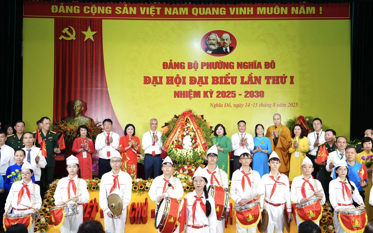 Xây dựng phường Nghĩa Đô xanh, văn minh, hiện đại, Nhân dân hạnh phúc- Ảnh 3.