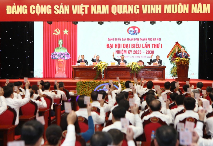 Đại hội Đảng bộ UBND thành phố Hà Nội lần thứ I: Khẳng định vai trò hạt nhân chính trị, tiên phong trong kỷ nguyên mới- Ảnh 12.