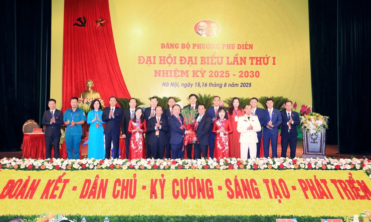 Xây dựng phường Phú Diễn phát triển, giàu đẹp, văn minh, hiện đại- Ảnh 5.