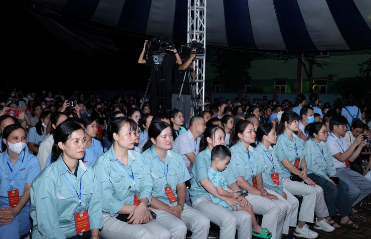 Hỗ trợ 80 trường hợp khó khăn tại chương trình nghệ thuật phục vụ công nhân lao động- Ảnh 4.