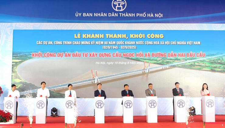 Khởi công Dự án đầu tư xây dựng cầu Ngọc Hồi và đường dẫn hai đầu cầu nối Hà Nội với Hưng Yên- Ảnh 1.