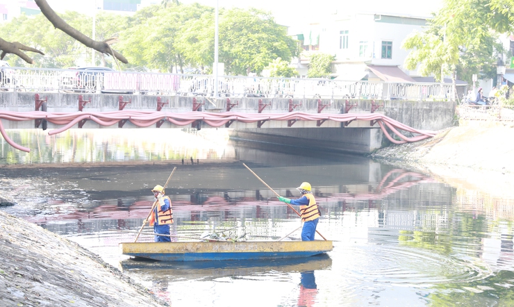 Phó Chủ tịch UBND Thành phố Nguyễn Mạnh Quyền: Duy trì vệ sinh môi trường thường xuyên, liên tục, thành công việc hằng ngày- Ảnh 7.