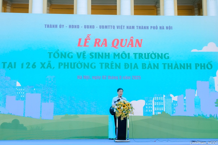 Hà Nội ra quân tổng vệ sinh môi trường trên địa bàn 126 xã, phường- Ảnh 4.