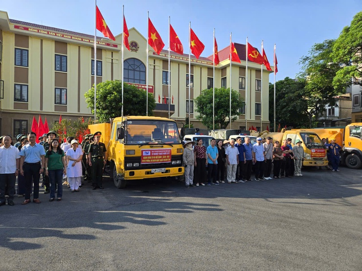 Phường Định Công: Tạo hiệu ứng, lan tỏa thông điệp bảo vệ môi trường sống- Ảnh 2.