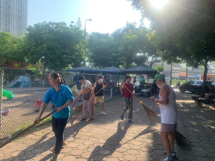 Phường Tương Mai: Nhân dân chung tay bảo vệ không gian sống Xanh-Sạch-Đẹp- Ảnh 4.