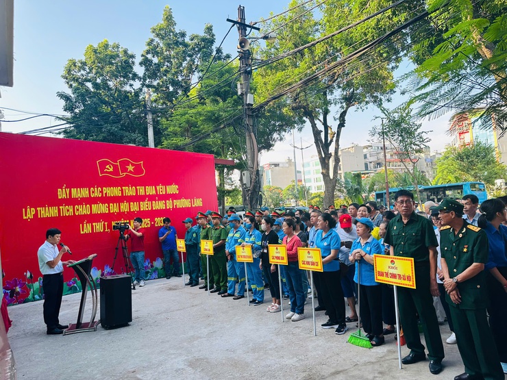 Tuyên truyền, vận động Nhân dân giữ gìn vệ sinh từng ngôi nhà, ngõ phố- Ảnh 1.