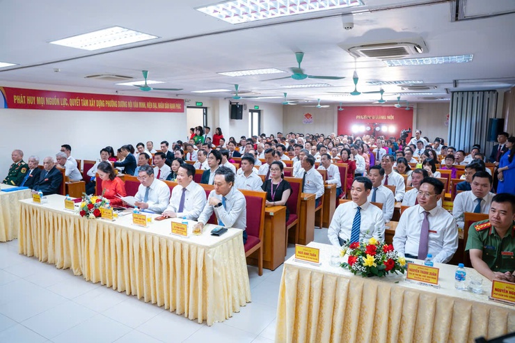 Đại hội Đảng bộ phường Dương Nội lần thứ I thành công tốt đẹp- Ảnh 1.