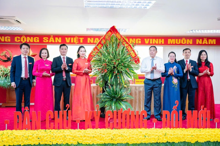 Đại hội Đảng bộ phường Dương Nội lần thứ I thành công tốt đẹp- Ảnh 6.