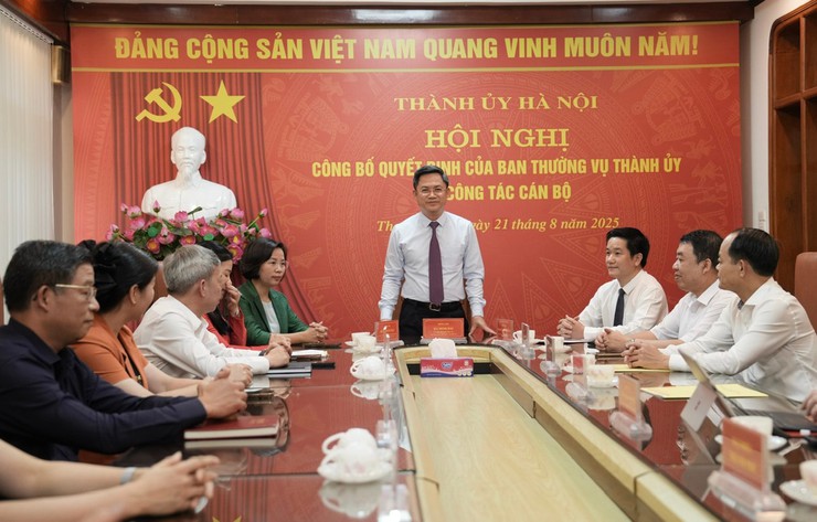 Đồng chí Nguyễn Huy Cường được điều động làm Bí thư Đảng ủy phường Thanh Xuân- Ảnh 1.
