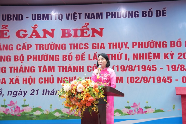 Bồ Đề gắn biển công trình Cải tạo, nâng cấp Trường THCS Gia Thụy, chào mừng Đại hội đại biểu Đảng bộ phường lần thứ I- Ảnh 4.